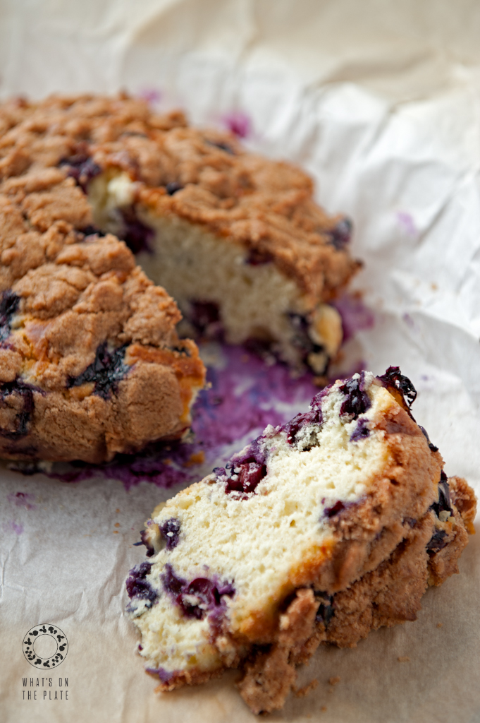 blueberry buckle slice