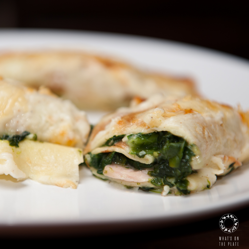 Crepes with ham and spinach