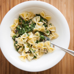 <a href="http://www.whatsontheplate.com/creamy-spinach-with-pasta/">Creamy Spinach with Pasta</a>